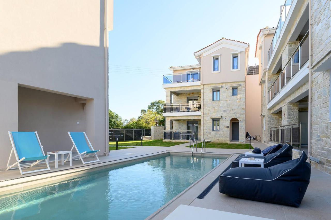 Momento Luxury Apartments Walking Distance From The Beach Никиана Экстерьер фото