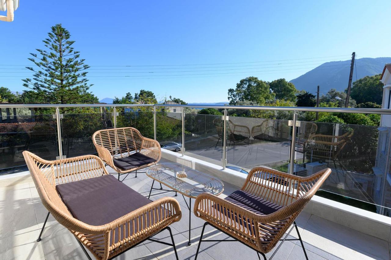 Momento Luxury Apartments Walking Distance From The Beach Никиана Экстерьер фото