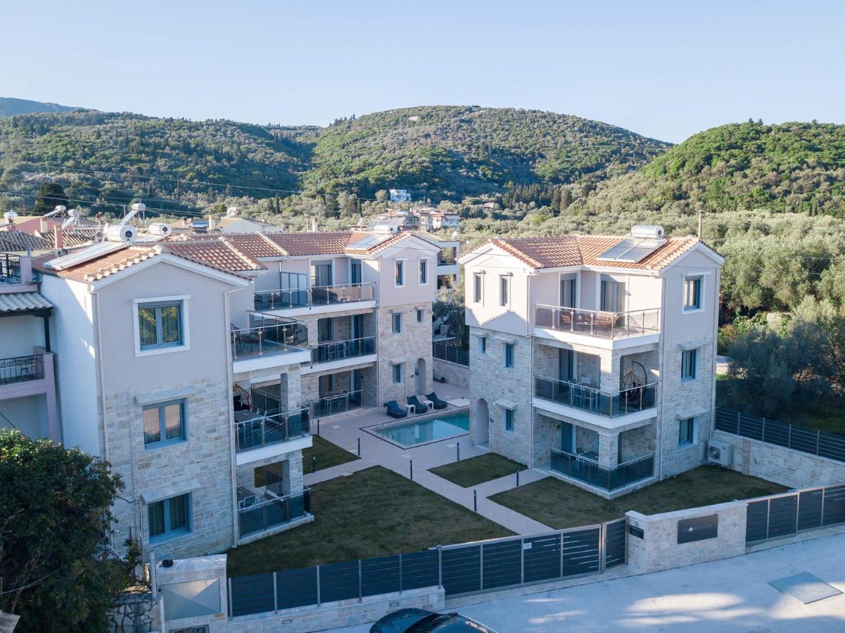 Momento Luxury Apartments Walking Distance From The Beach Никиана Экстерьер фото