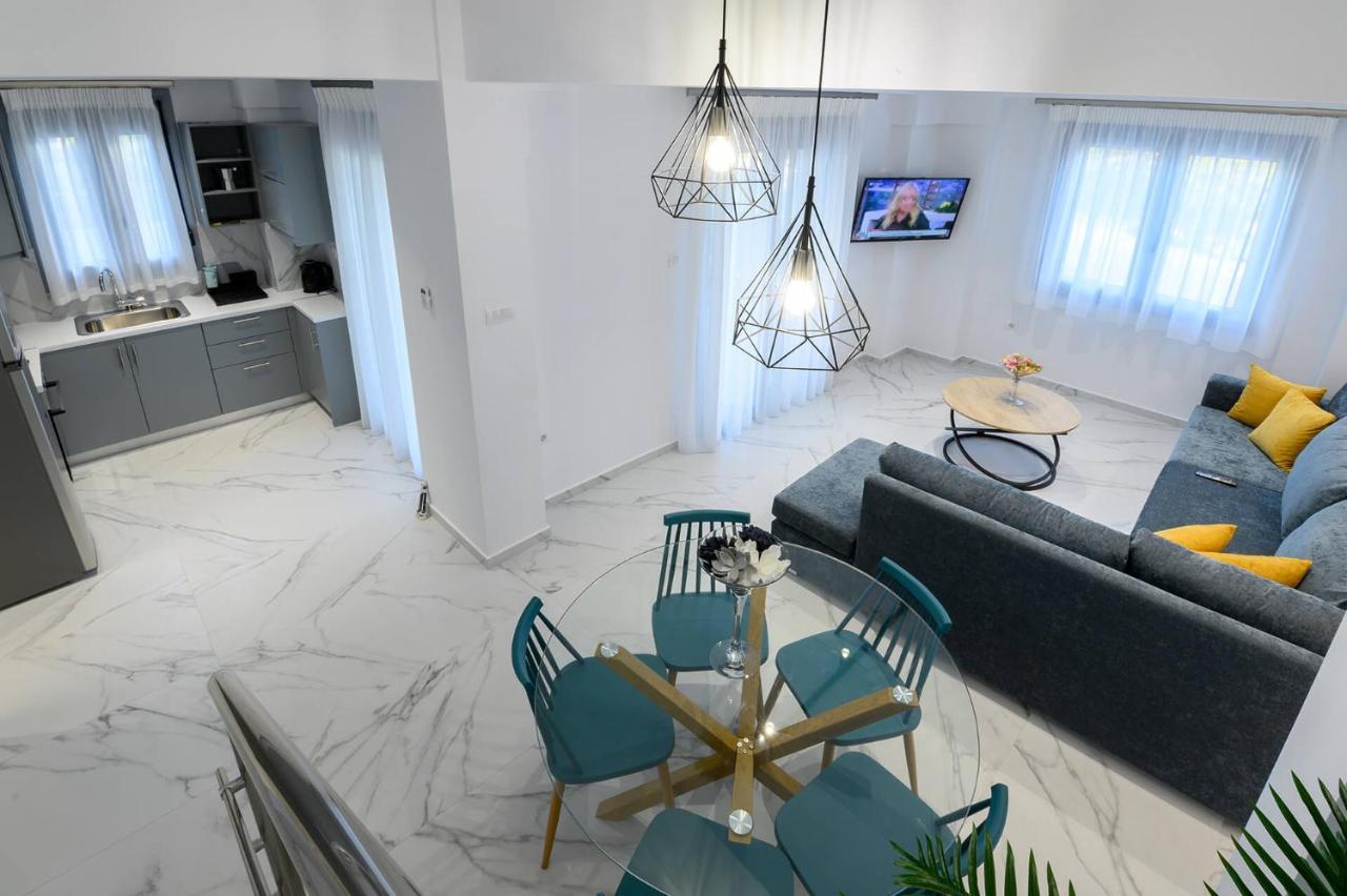 Momento Luxury Apartments Walking Distance From The Beach Никиана Экстерьер фото