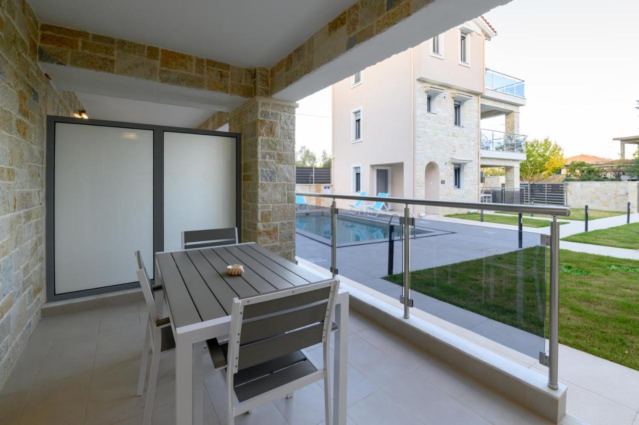 Momento Luxury Apartments Walking Distance From The Beach Никиана Экстерьер фото