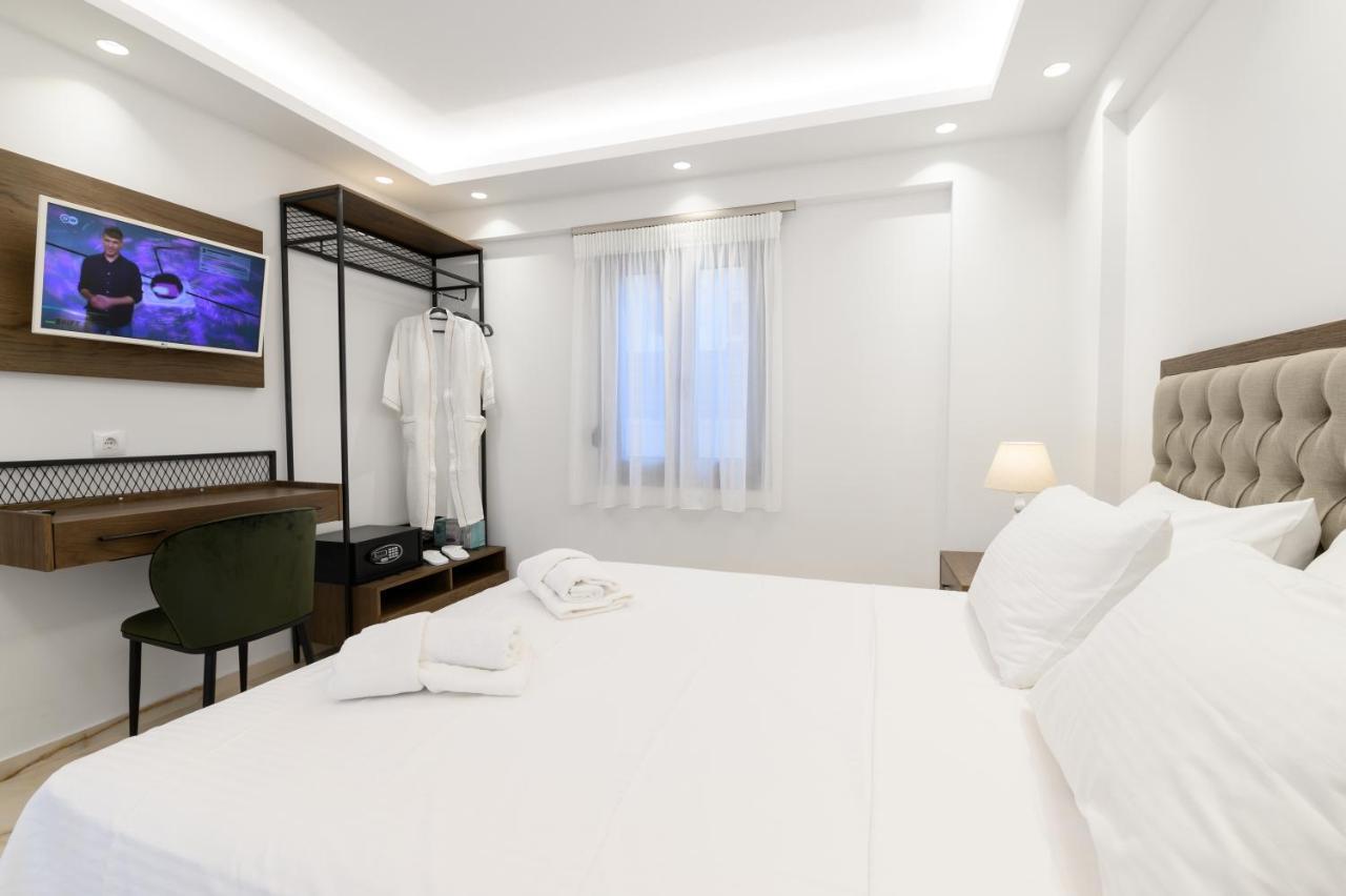 Momento Luxury Apartments Walking Distance From The Beach Никиана Экстерьер фото